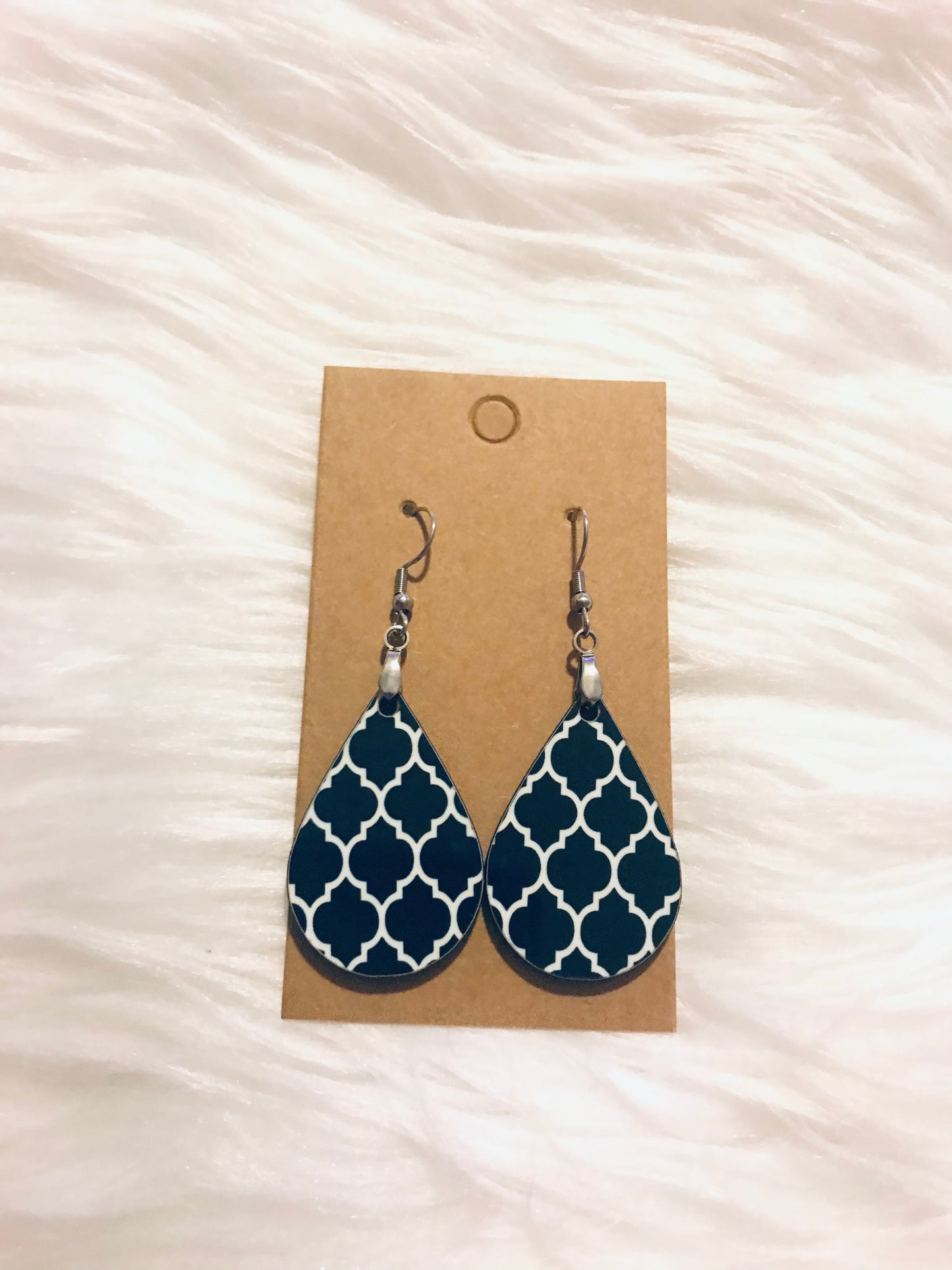 Black & White Pattern (T26) Tear Drop Earrings