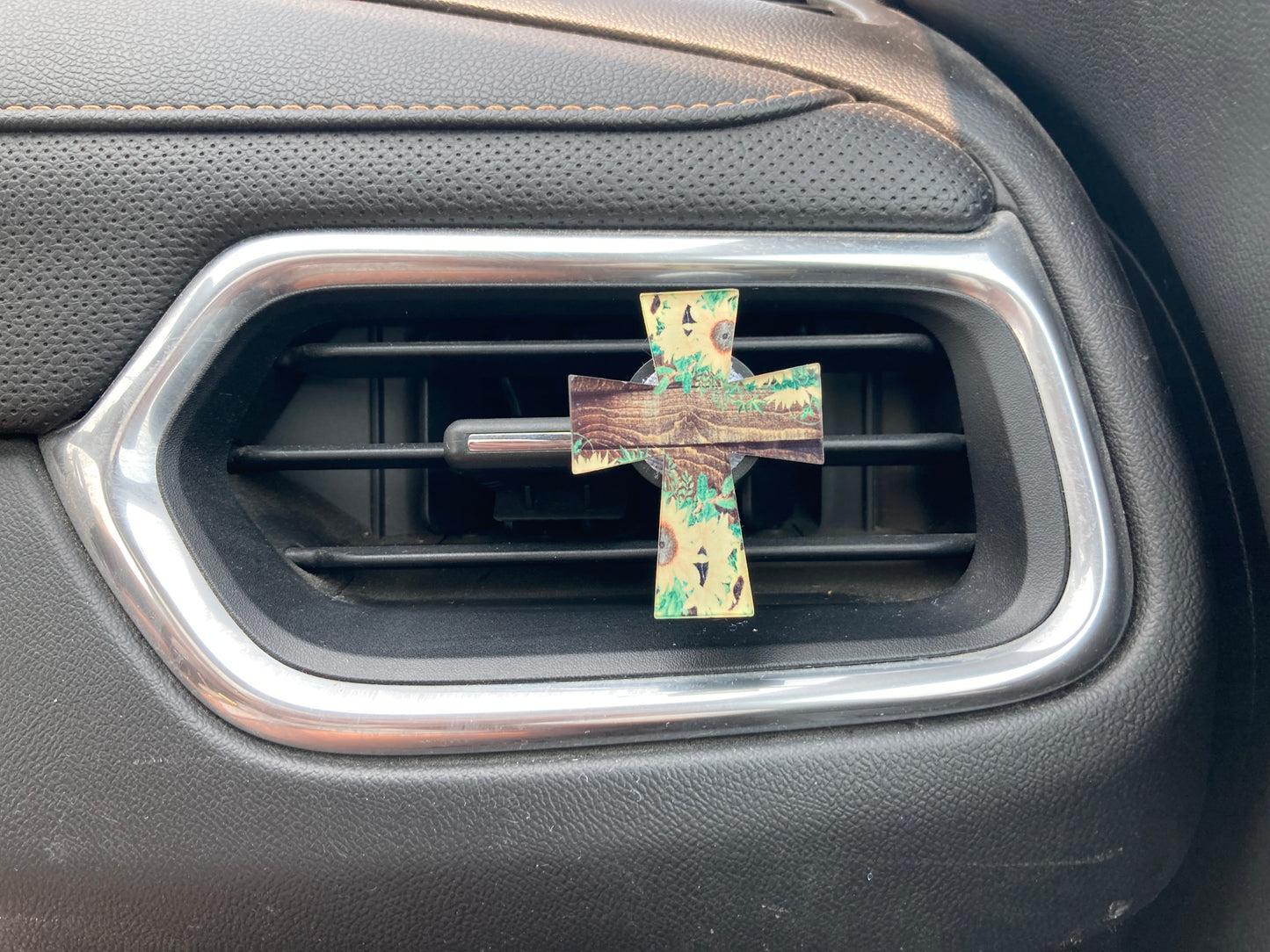 Sunflower Wood (CR08) Cross Acrylic 2" Vent Clip