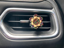Load image into Gallery viewer, Polka Dots (CF04) Chubby Flower 1.5&quot; Vent Clip