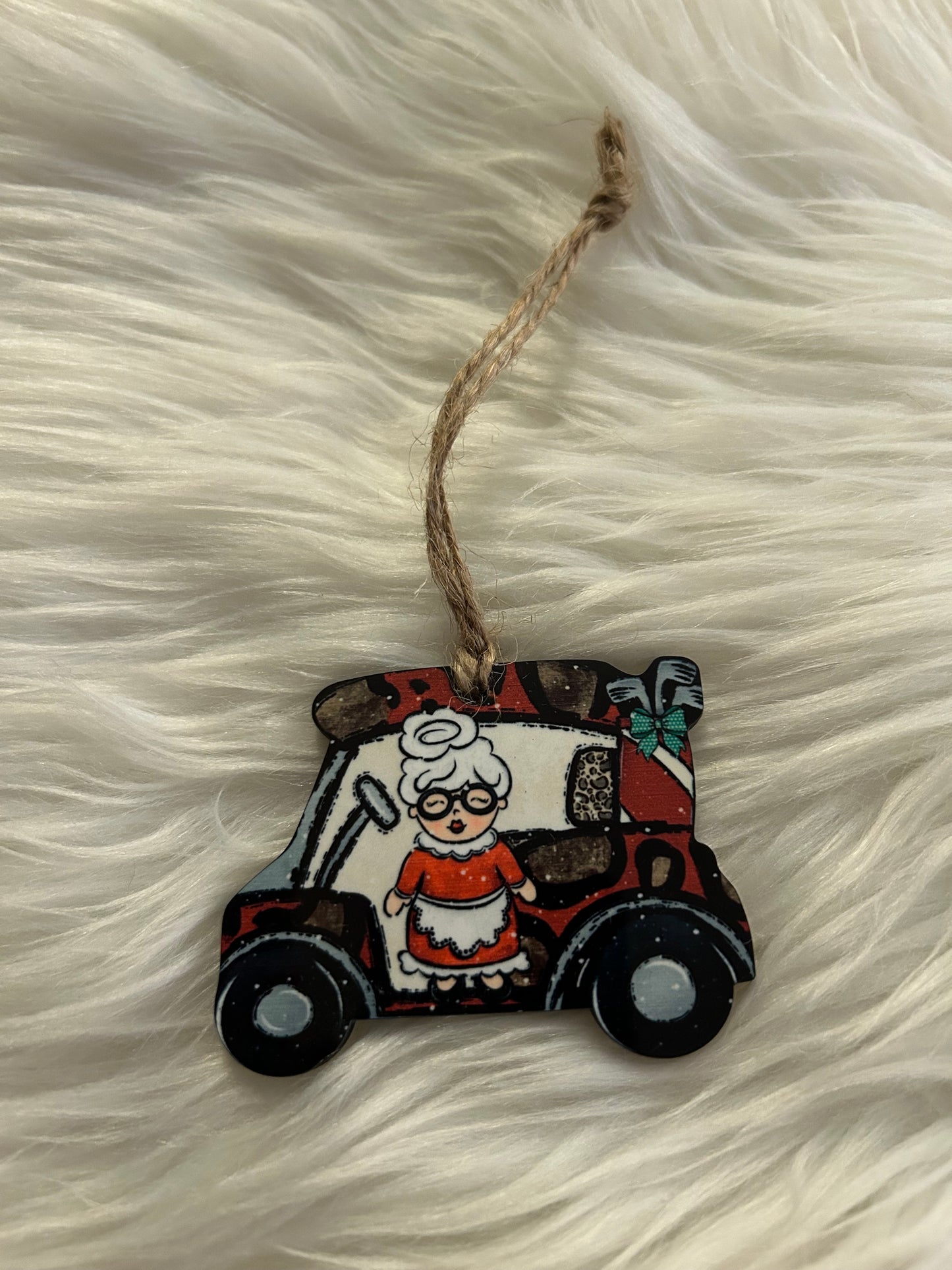 Mrs. Claus (GC02) - Golf Cart Shape Ornament