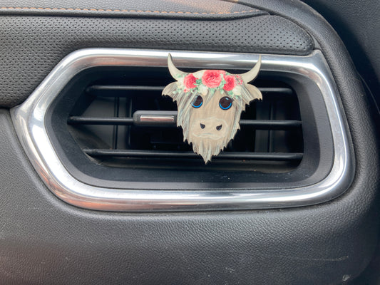 Roses (HC02) Highland Cow 2" Vent Clip