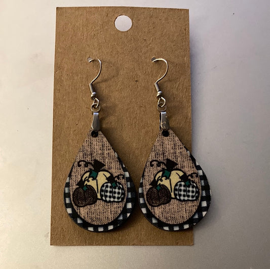 Plaid Pumpkin Burlap (TD49) Tear Drop Earrings