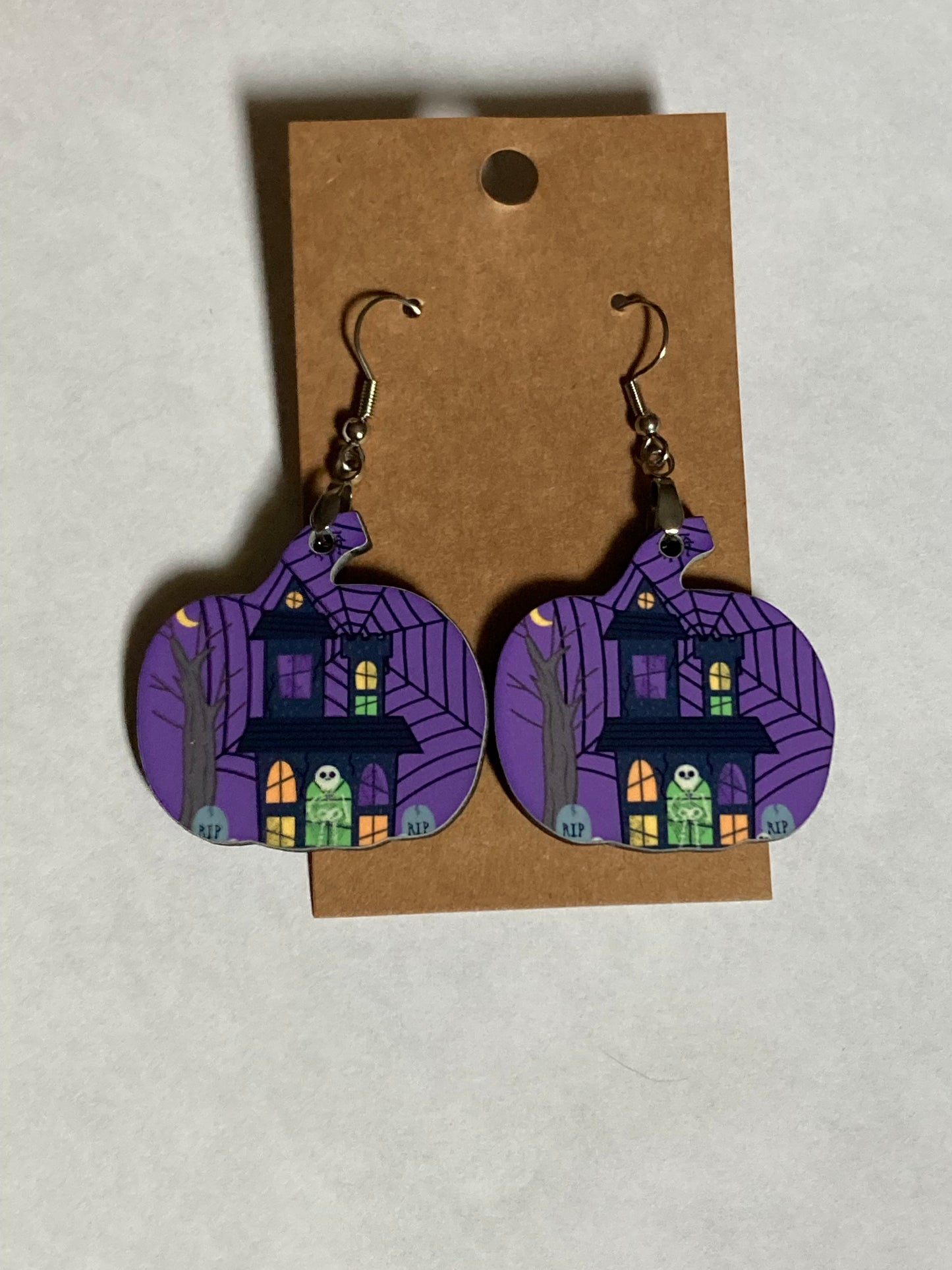 Purple Haunted House (PU07) - Pumpkin Earrings 1.5"